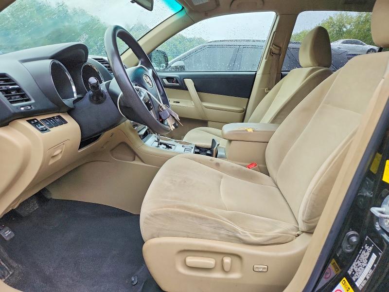 Photo 7 from auction – 2011 TOYOTA HIGHLANDER with VIN 5TDBK3EH9BS046672