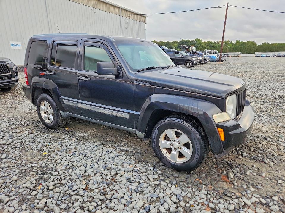 Zdjęcie 4 z aukcji – 2011 JEEP LIBERTY z VIN 1J4PN2GK1BW560235