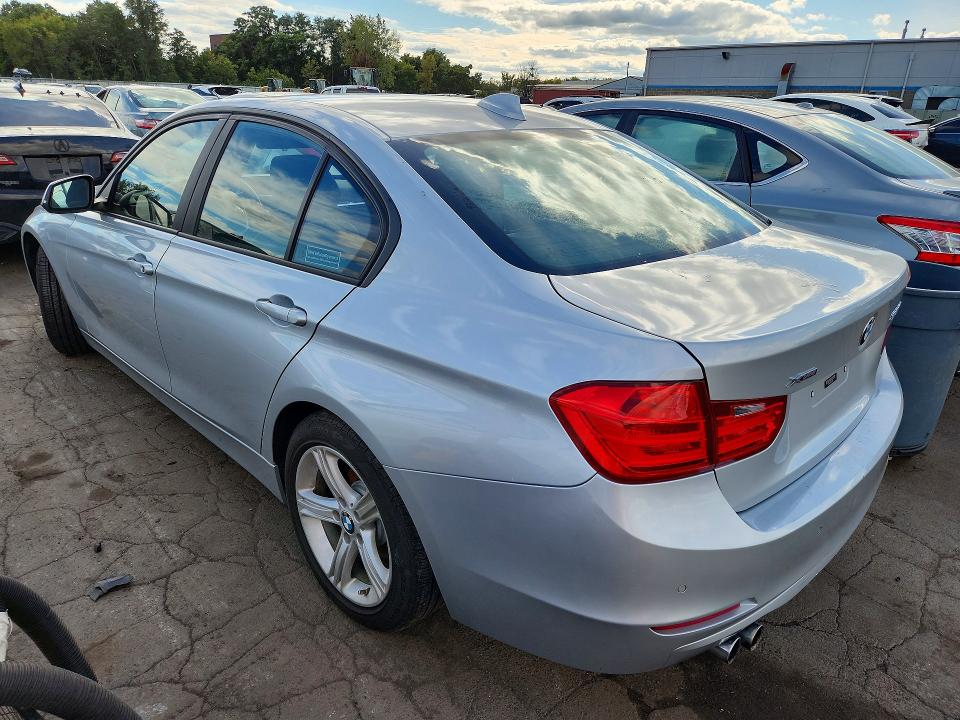 Фото 2 с аукциона – 2015 BMW 328 с VIN WBA3B3C55FJ984987