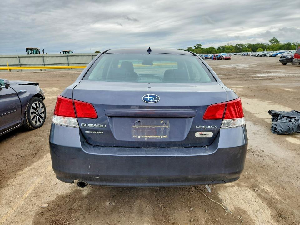 Photo 6 from auction – 2014 SUBARU LEGACY with VIN 4S3BMCC62E3017211
