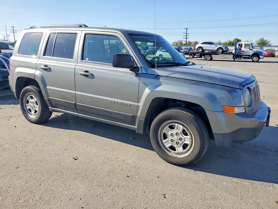 Photo 4 from auction – 2012 JEEP PATRIOT with VIN 1C4NJRBB3CD636155