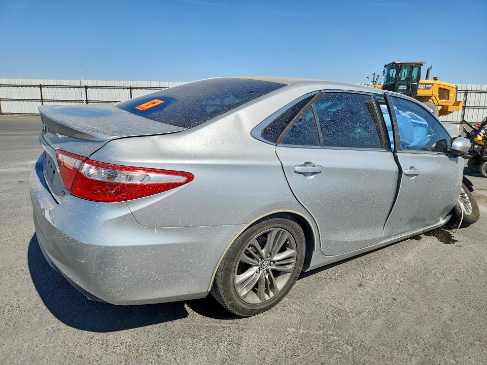 Photo 3 from auction – 2016 TOYOTA CAMRY with VIN 4T1BF1FKXGU232903