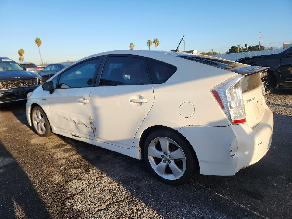 Photo 2 from auction – 2010 TOYOTA PRIUS with VIN JTDKN3DU1A0117810