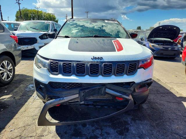 Снимка 5 от търг – 2025 JEEP COMPASS с VIN 3C4NJDDN6ST557372