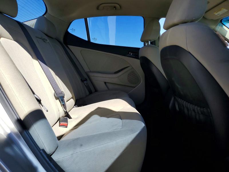 Photo 10 from auction – 2011 KIA OPTIMA with VIN KNAGM4A79B5118783