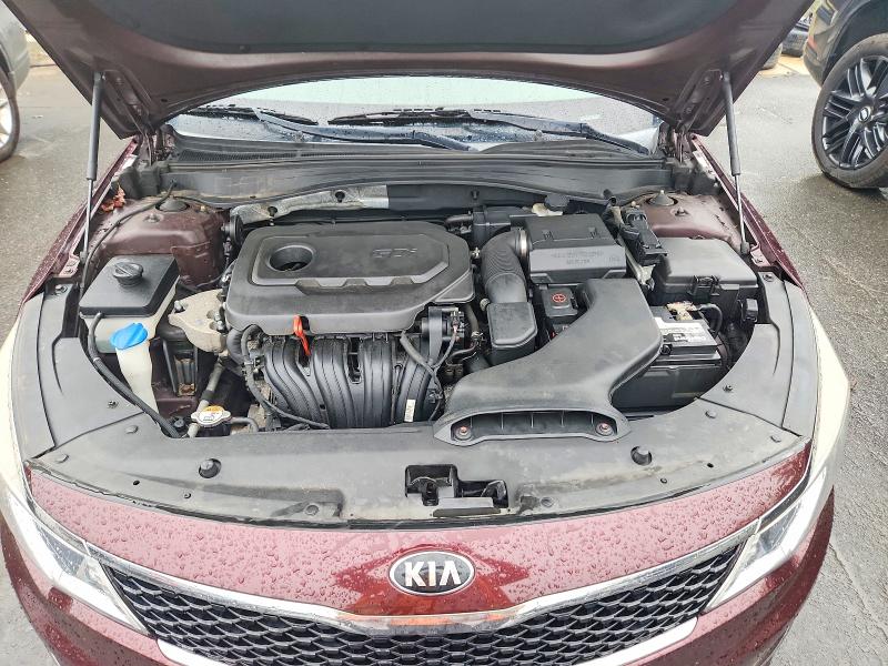 Photo 11 from auction – 2017 KIA OPTIMA with VIN 5XXGT4L33HG125071