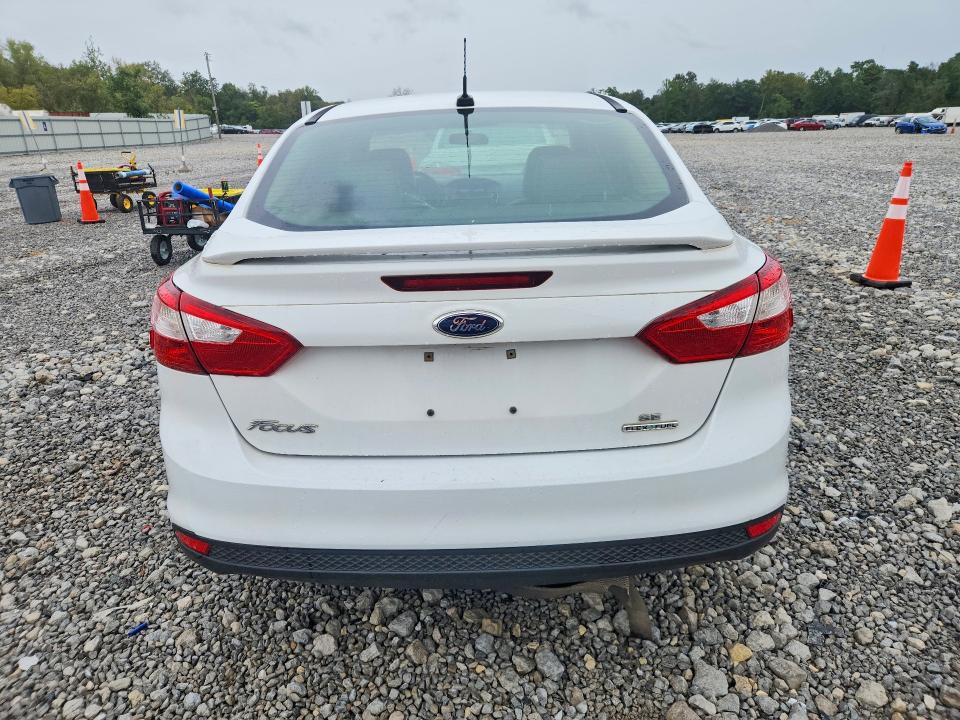 Photo 6 from auction – 2014 FORD FOCUS with VIN 1FADP3F28EL142759