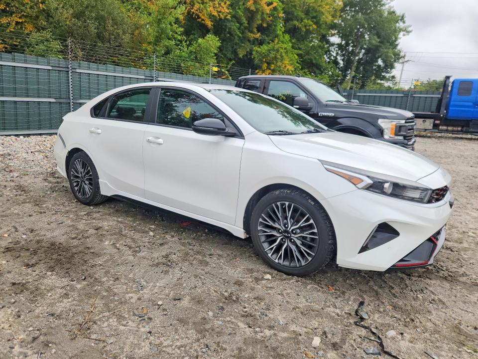 Фото 4 с аукциона – 2022 KIA FORTE с VIN 3KPF54AD8NE512205