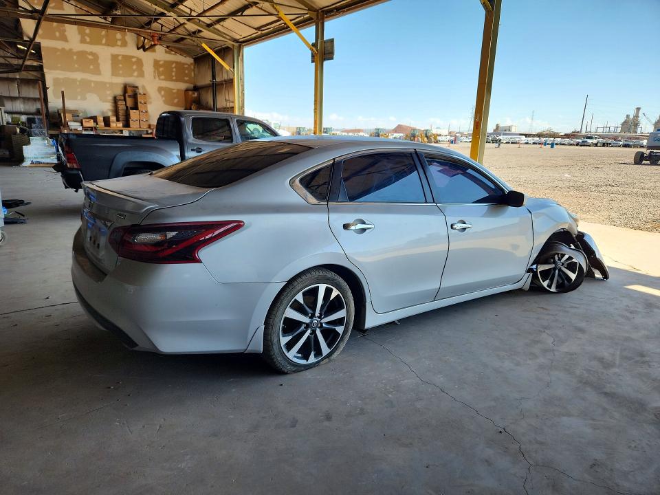 Photo 3 from auction – 2017 NISSAN ALTIMA with VIN 1N4AL3AP6HN318539