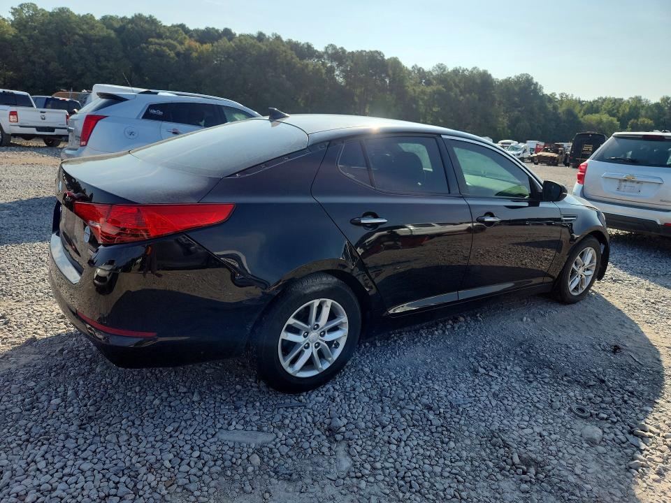 Zdjęcie 3 z aukcji – 2013 KIA OPTIMA z VIN 5XXGM4A77DG244903
