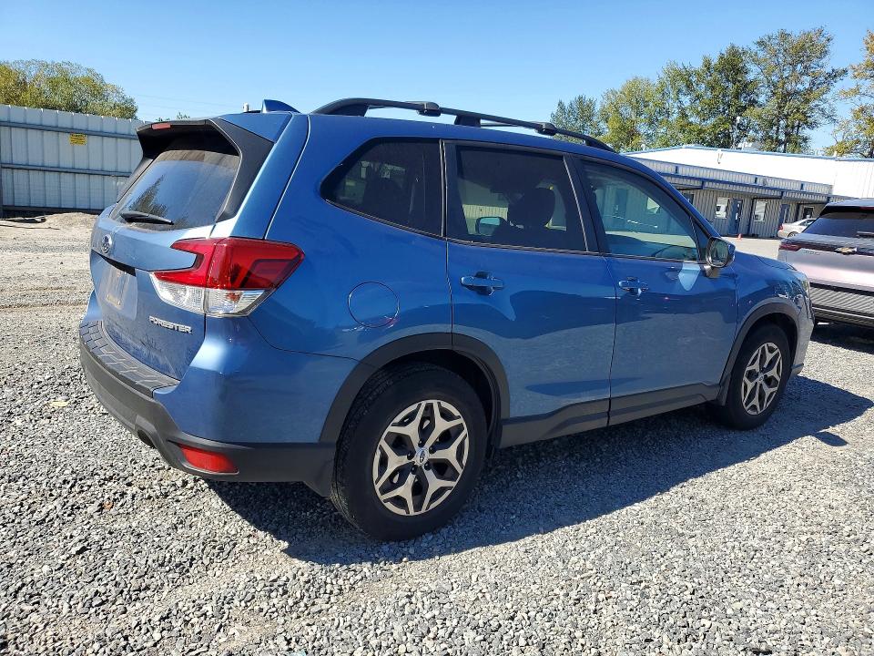 Photo 3 from auction – 2019 SUBARU FORESTER with VIN JF2SKAEC7KH564214