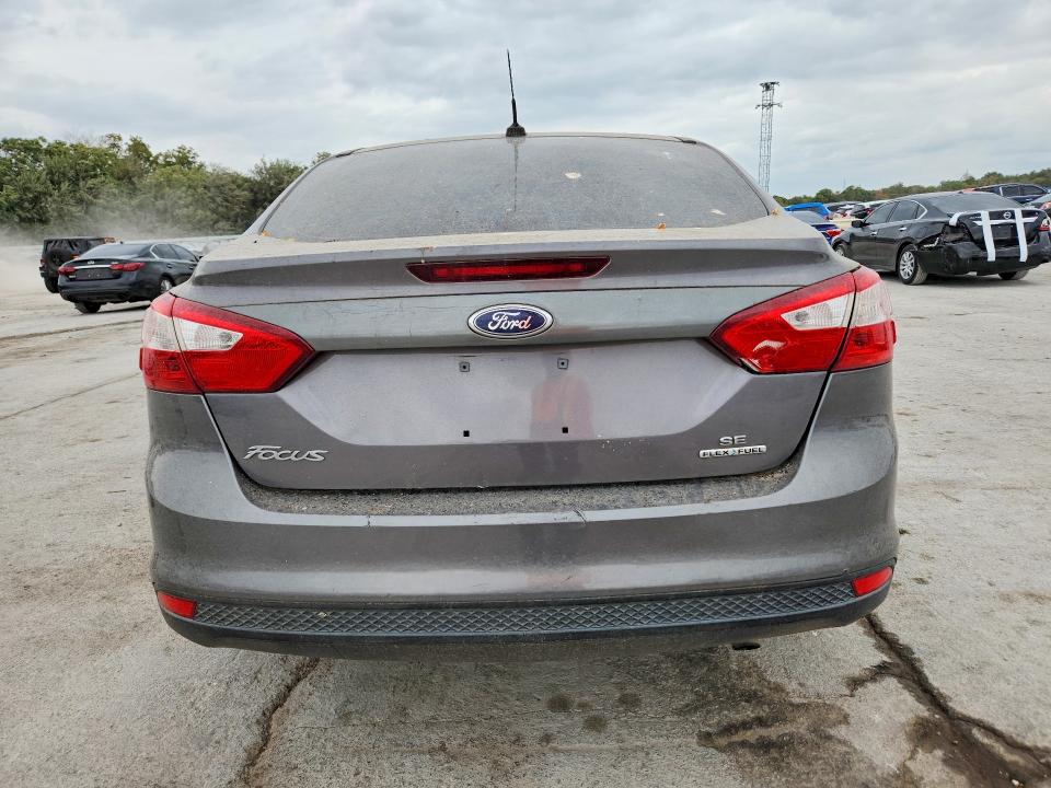 Photo 6 from auction – 2014 FORD FOCUS with VIN 1FADP3F26EL373062