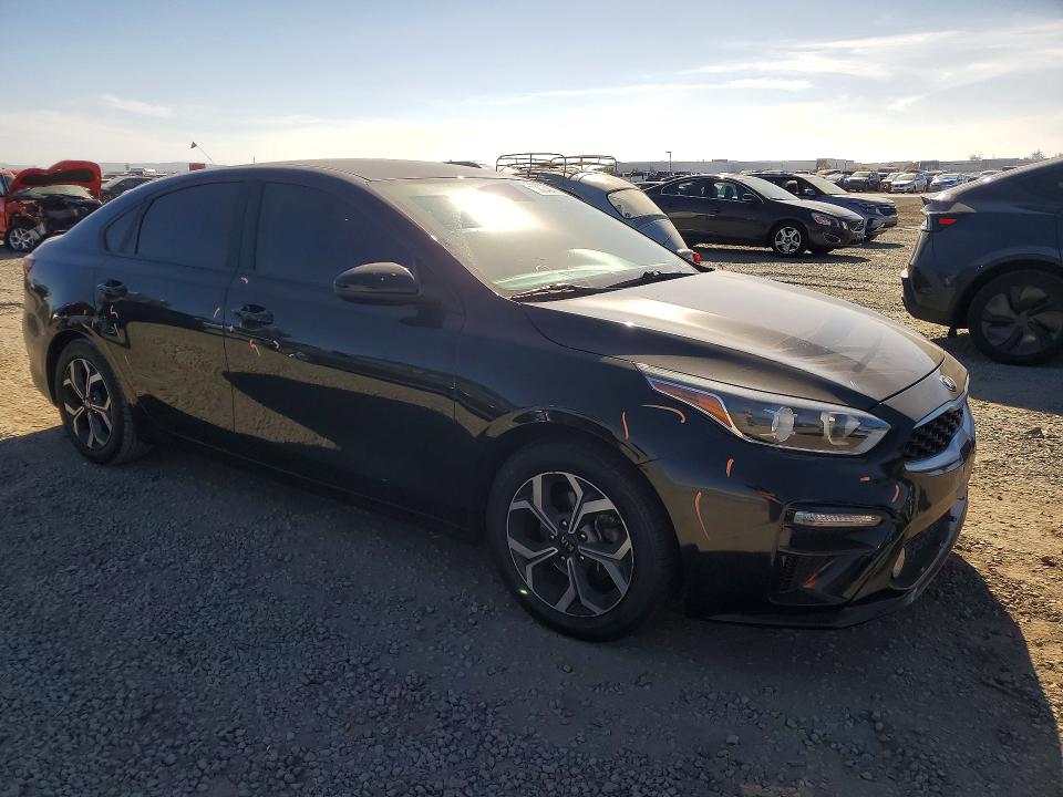 Photo 4 from auction – 2019 KIA FORTE with VIN 3KPF24AD3KE139420