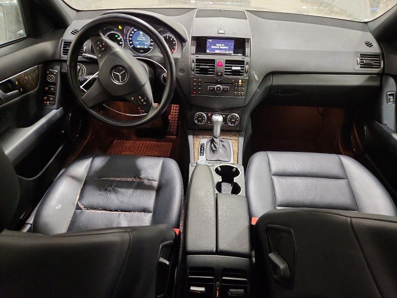 Снимка 8 от търг – 2010 MERCEDES-BENZ C с VIN WDDGF8FB8AF445949