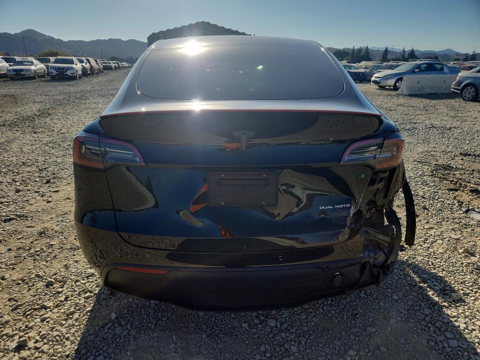Photo 6 from auction – 2024 TESLA MODEL Y with VIN 7SAYGDEE1RF032502