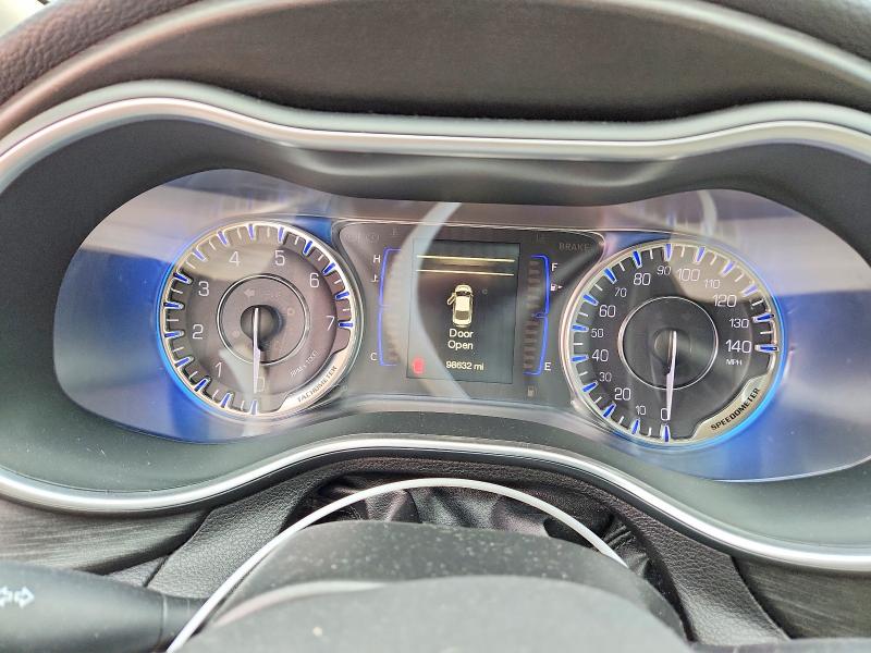 Снимка 9 от търг – 2015 CHRYSLER 200 с VIN 1C3CCCAB4FN641237