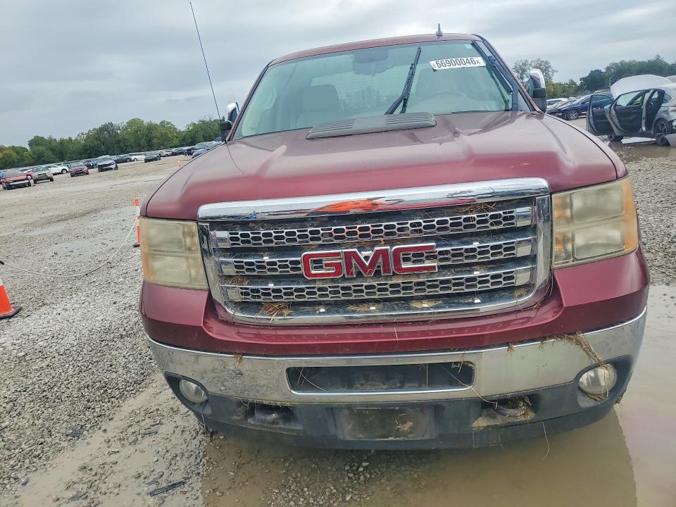 Photo 5 from auction – 2013 GMC SIERRA with VIN 1GT220CG2DZ124459