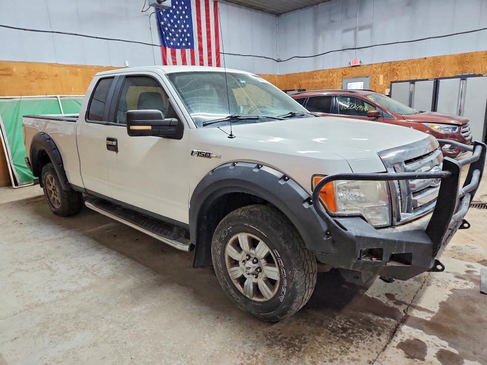 Photo 4 from auction – 2010 FORD F150 with VIN 1FTFX1EV7AFC61026