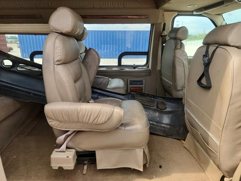 Photo 11 from auction – 2005 FORD ECONOLINE with VIN 1FDRE14L75HA09379