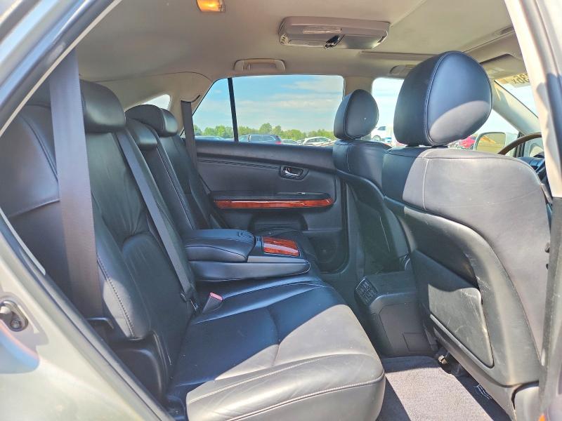 Photo 11 from auction – 2004 LEXUS RX with VIN 2T2HA31UX4C015910