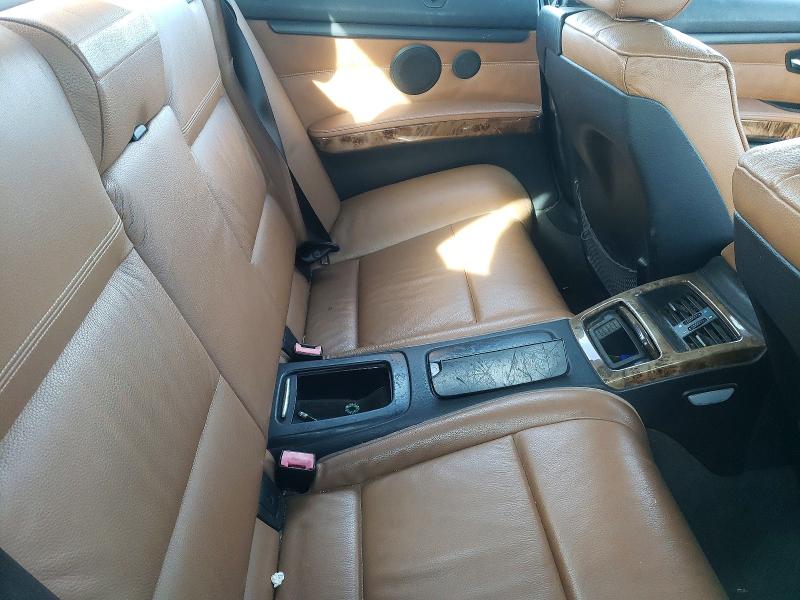 Photo 10 from auction – 2008 BMW 328 with VIN WBAWR335X8P150870