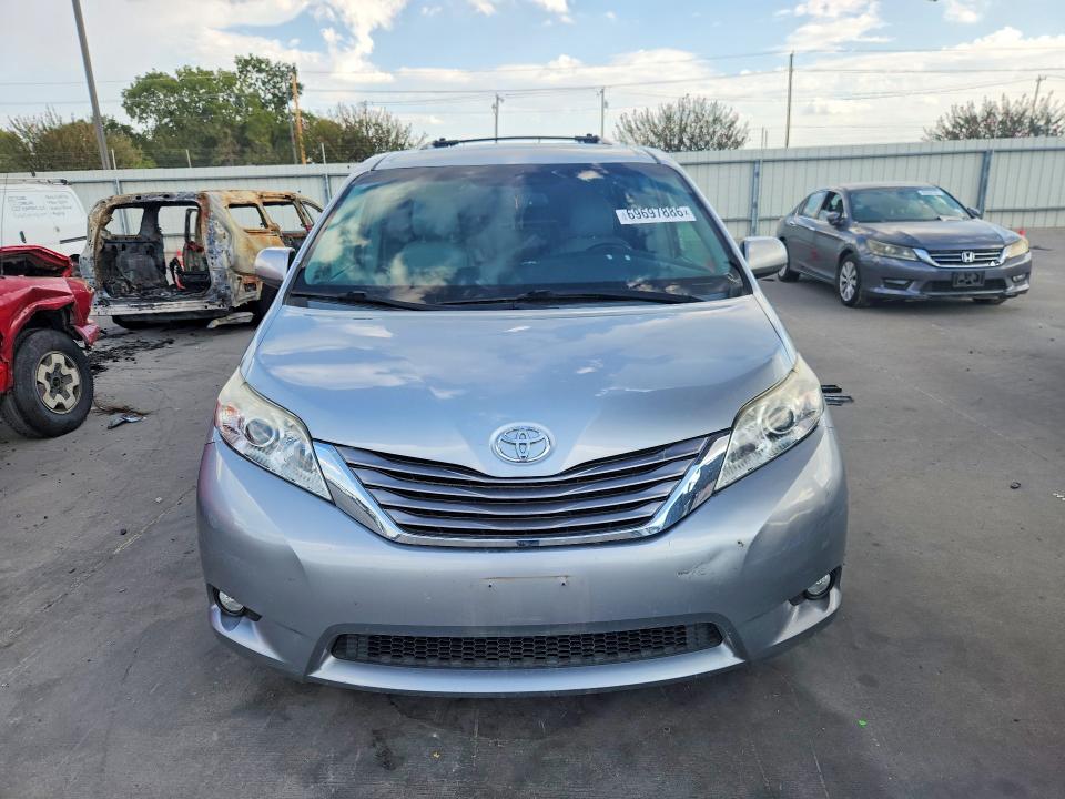 Photo 5 from auction – 2015 TOYOTA SIENNA with VIN 5TDYK3DC5FS682303