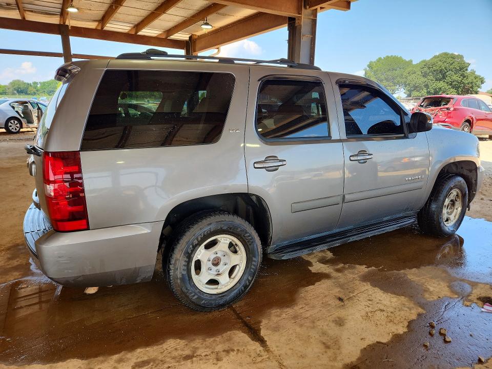 Photo 3 from auction – 2007 CHEVROLET TAHOE with VIN 1GNFC13J57R134768
