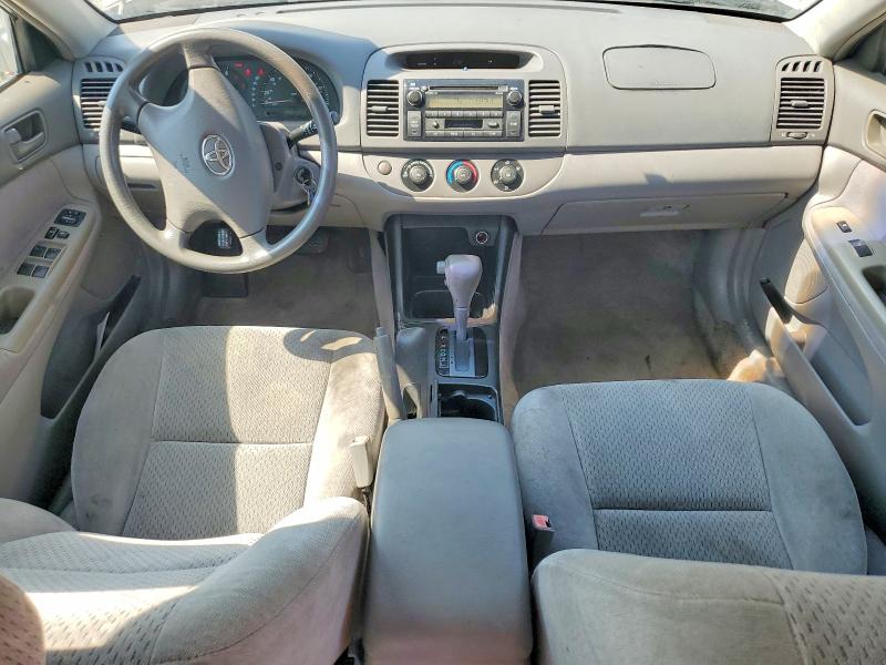 Снимка 8 от търг – 2002 TOYOTA CAMRY с VIN 4T1BE32K62U076792
