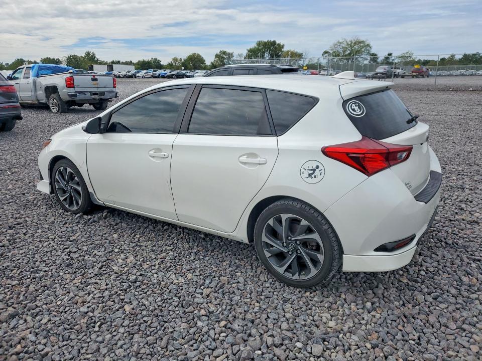 Снимка 2 от търг – 2016 SCION IM с VIN JTNKARJE3GJ507298