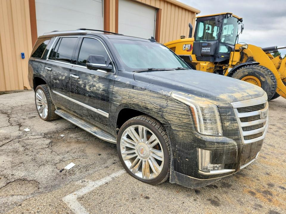 Photo 4 from auction – 2017 CADILLAC ESCALADE with VIN 1GYS4BKJ7HR404624