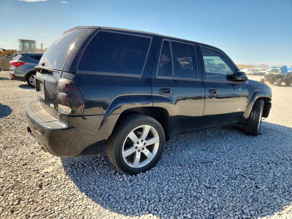Photo 3 from auction – 2007 CHEVROLET TRAILBLAZER with VIN 1GNET13H572113663