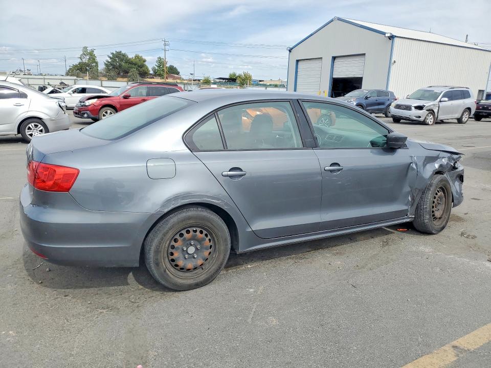 Снимка 3 от търг – 2014 VOLKSWAGEN JETTA с VIN 3VW2K7AJ3EM226506