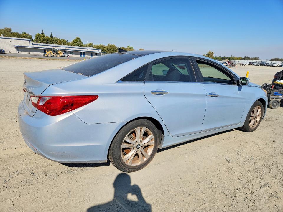 Photo 3 from auction – 2012 HYUNDAI SONATA with VIN 5NPEC4ACXCH361398