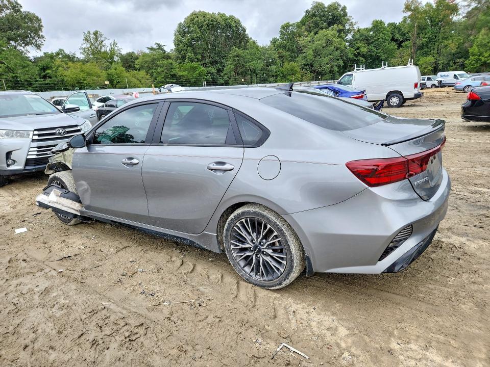 Фото 2 с аукциона – 2022 KIA FORTE с VIN 3KPF54AD4NE511018