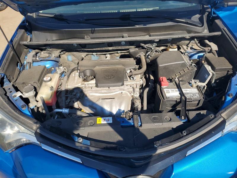 Photo 12 from auction – 2017 TOYOTA RAV4 with VIN JTMZFREV8HJ712079