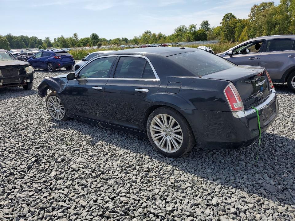 Photo 2 from auction – 2014 CHRYSLER 300C with VIN 2C3CCAEGXEH340036