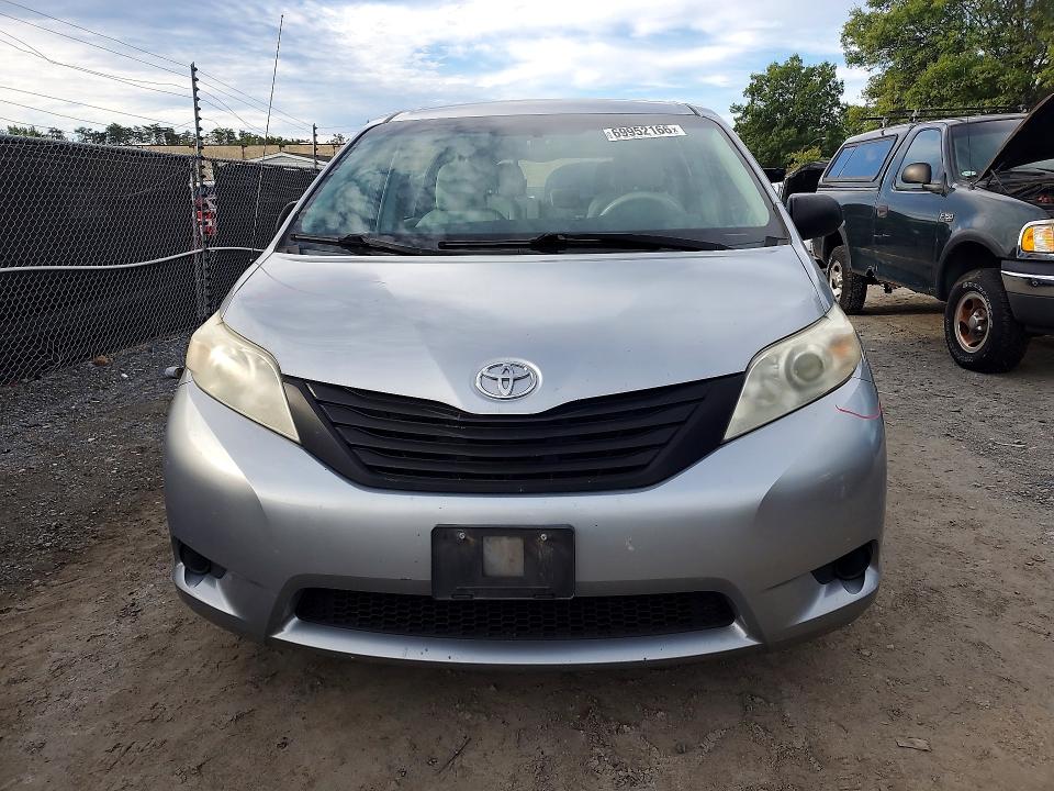 Photo 5 from auction – 2011 TOYOTA SIENNA with VIN 5TDZK3DC7BS100765