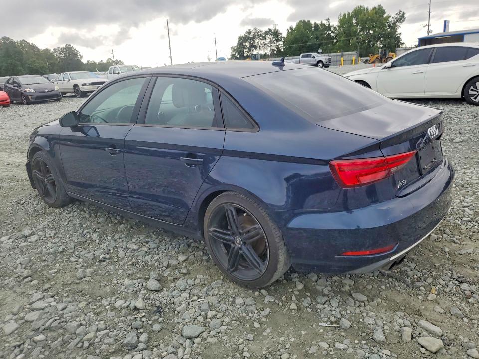 Foto 2 de la subasta – 2017 AUDI A3 con VIN WAUAUGFF6H1067251