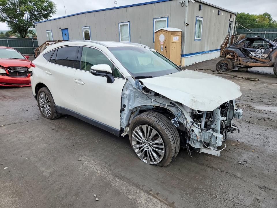 Photo 4 from auction – 2021 TOYOTA VENZA with VIN JTEAAAAH0MJ069763