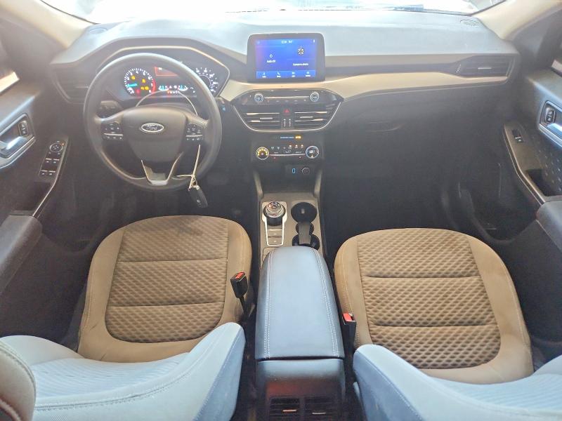 Foto 8 de la subasta – 2020 FORD ESCAPE con VIN 1FMCU9G67LUB16336
