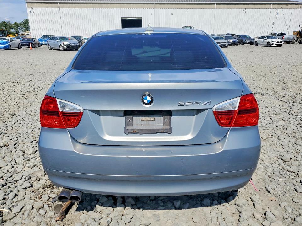 Photo 6 from auction – 2006 BMW 325 with VIN WBAVD13596KV03799