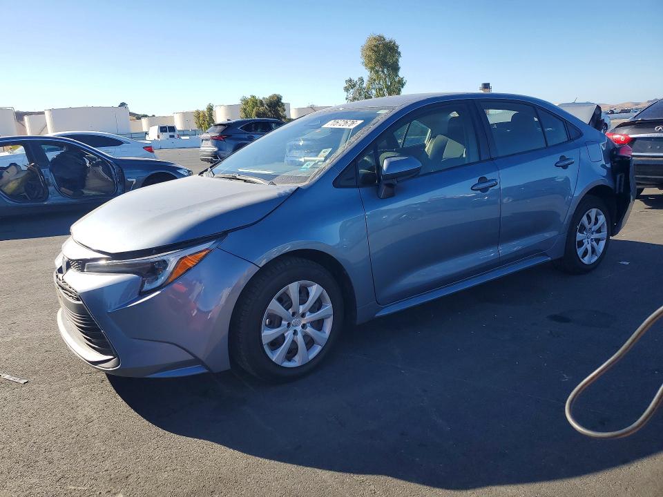 TOYOTA COROLLA HYBRID 2025 с VIN JTDBCMFE0S3069170 - Снимка от търг
