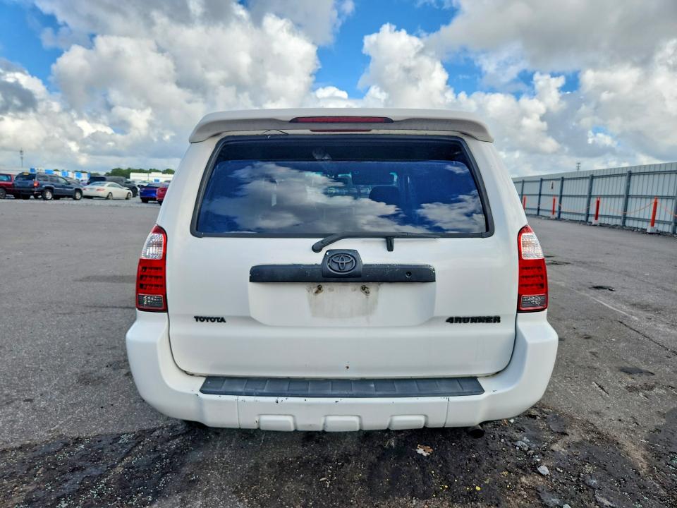 Photo 6 from auction – 2006 TOYOTA 4RUNNER with VIN JTEZU14R468043644