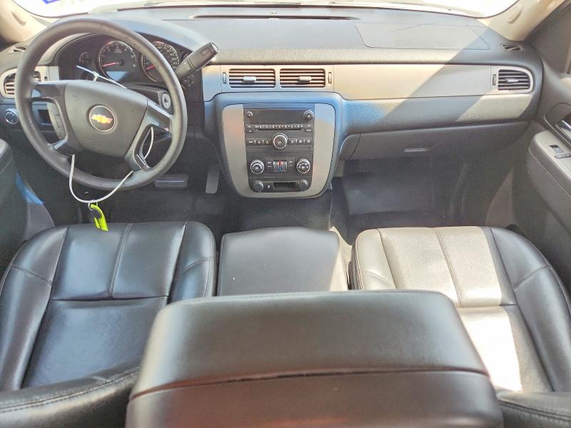 Photo 8 from auction – 2013 CHEVROLET SUBURBAN with VIN 1GNSC5E0XDR140734
