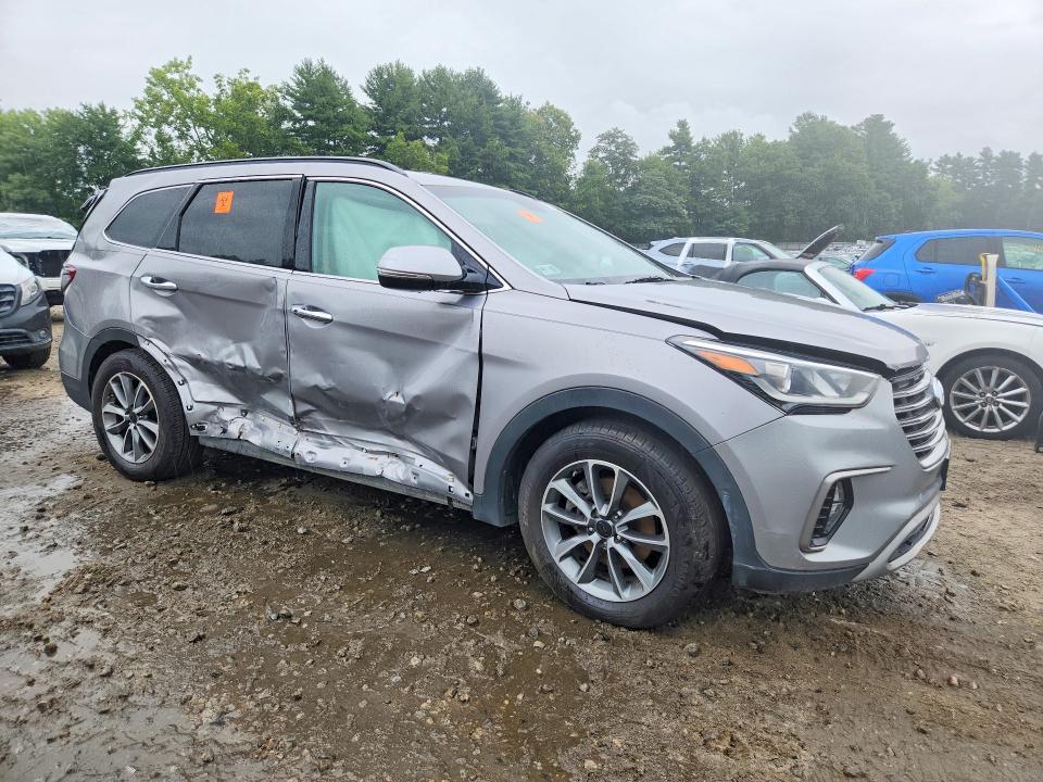 Снимка 4 от търг – 2017 HYUNDAI SANTA FE с VIN KM8SNDHF5HU173989