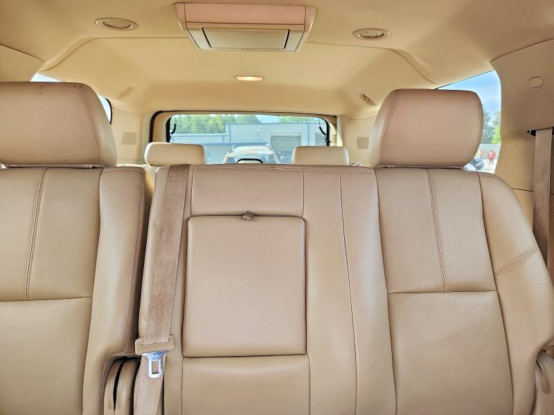 Снимка 10 от търг – 2014 GMC YUKON XL с VIN 1GKS2KE77ER242120