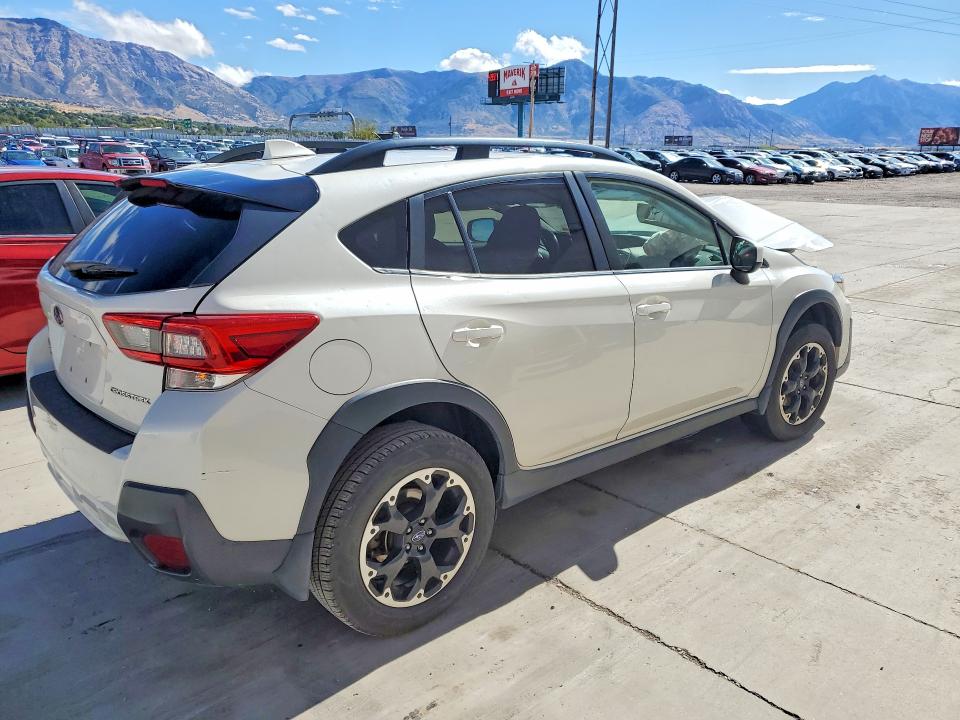 Photo 3 from auction – 2021 SUBARU CROSSTREK with VIN JF2GTAPC6M8335798