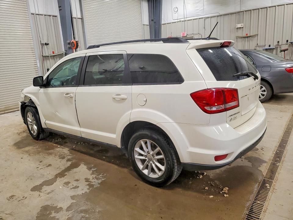 Снимка 2 от търг – 2015 DODGE JOURNEY с VIN 3C4PDCBG4FT664392
