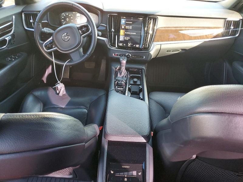 Photo 8 from auction – 2020 VOLVO S90 with VIN LVYA22MK6LP175444