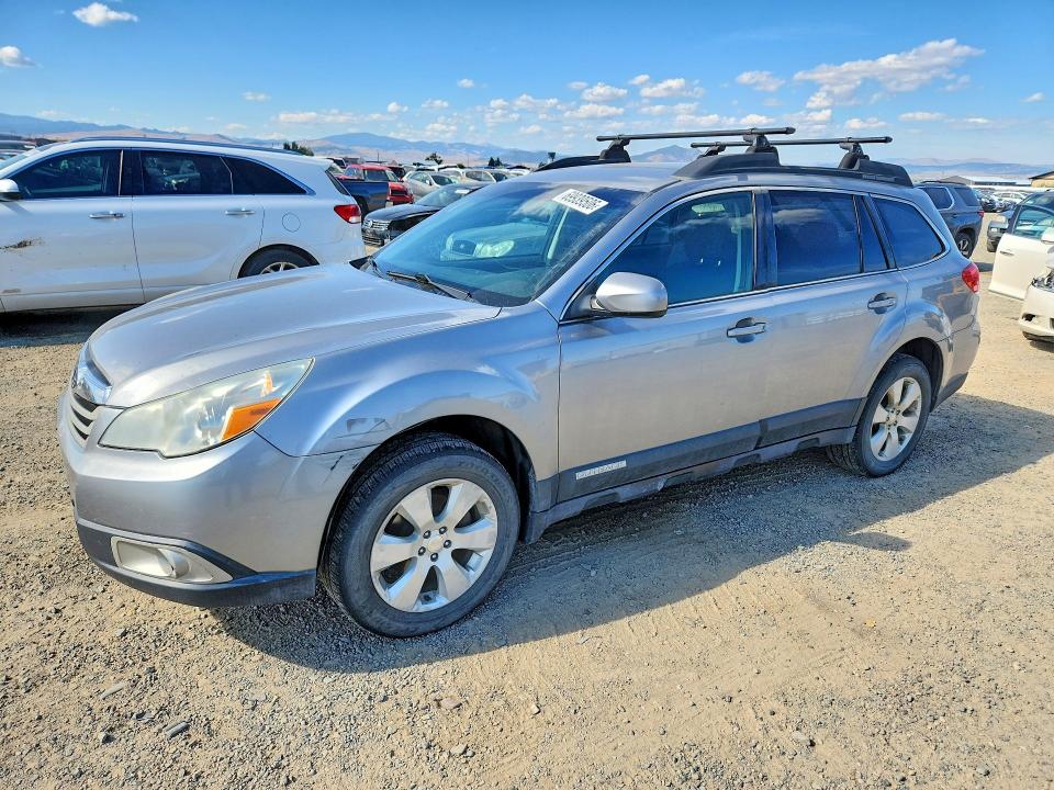 SUBARU OUTBACK 2011 مع رقم تعريف المركبة 4S4BRBCC7B1415101 - صورة من المزاد